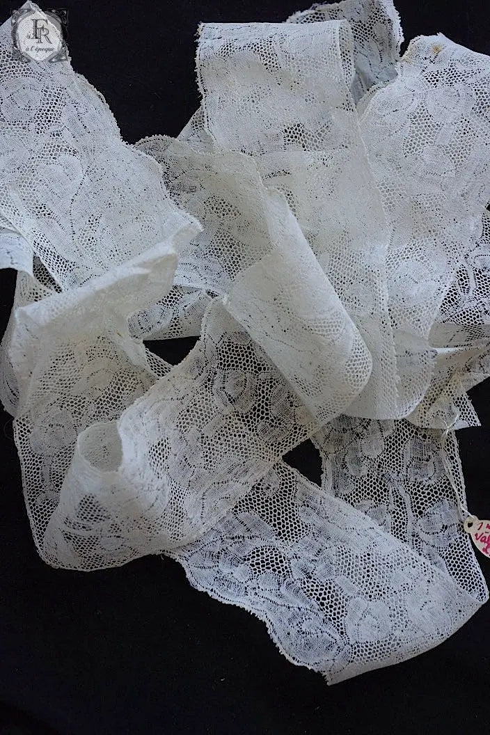 アンティークレース　dentelle ancienne 177cm .FR a l'epoque