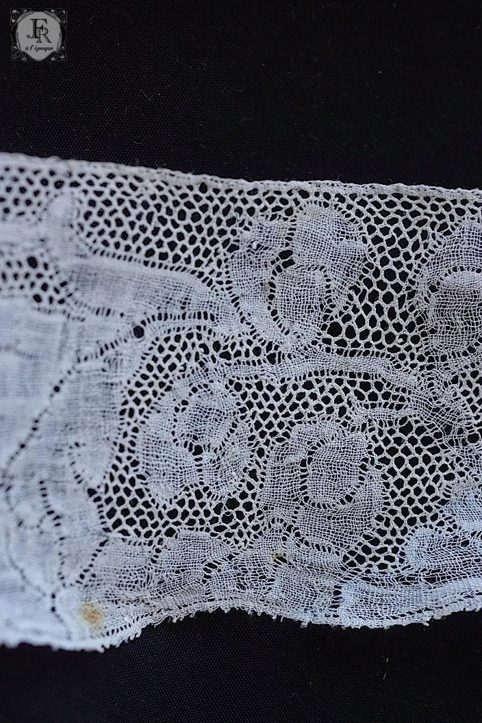 アンティークレース　dentelle ancienne 177cm .FR a l'epoque