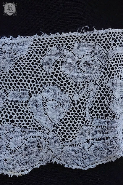アンティークレース　dentelle ancienne 177cm .FR a l'epoque