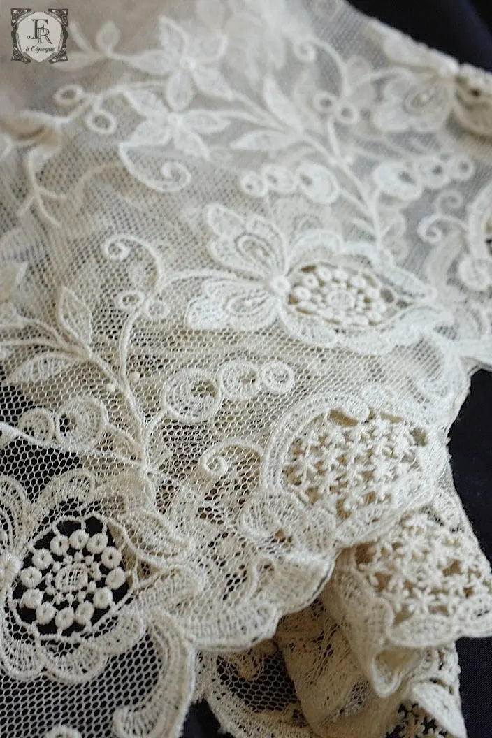 アンティークレース　dentelle ancienne 227cm .FR a l'epoque
