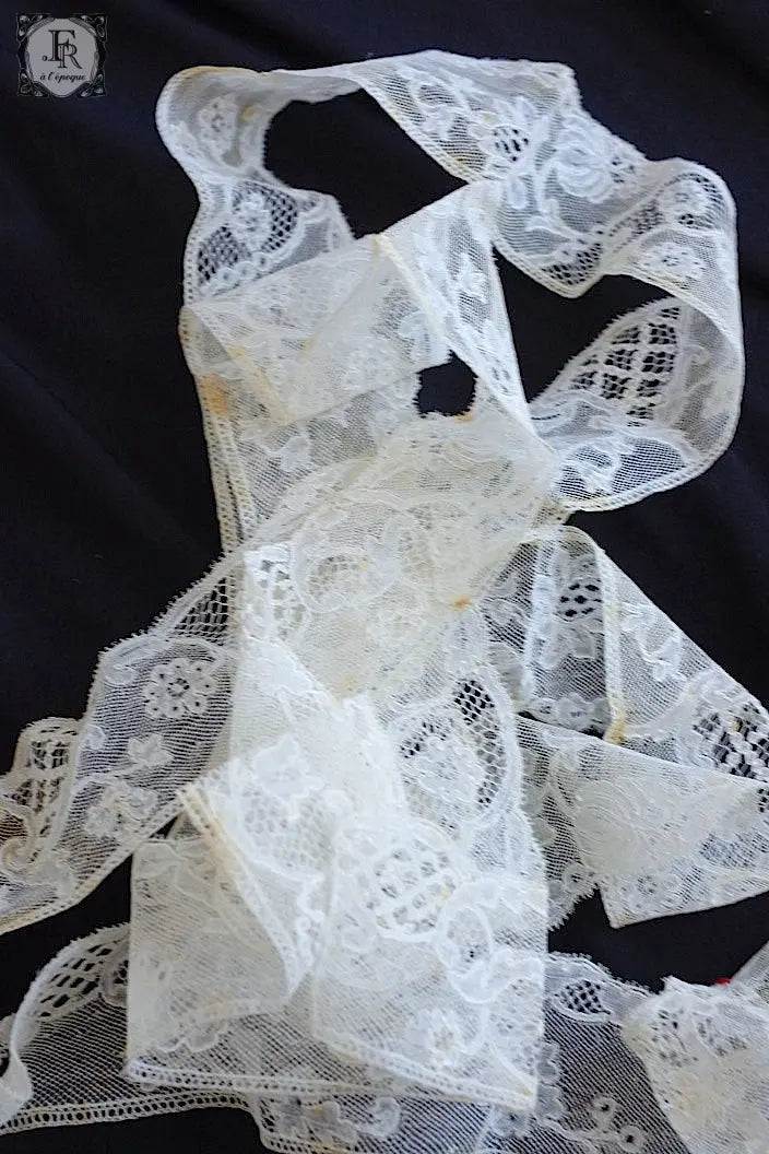 アンティークレース　dentelle ancienne 230cm .FR a l'epoque