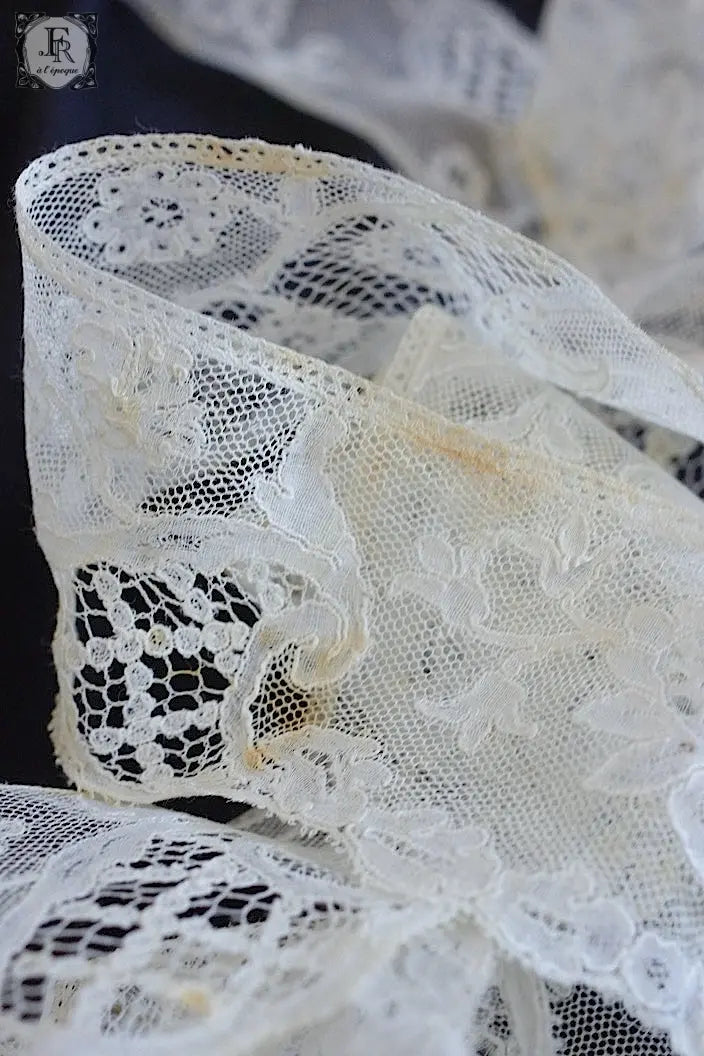 アンティークレース　dentelle ancienne 230cm .FR a l'epoque