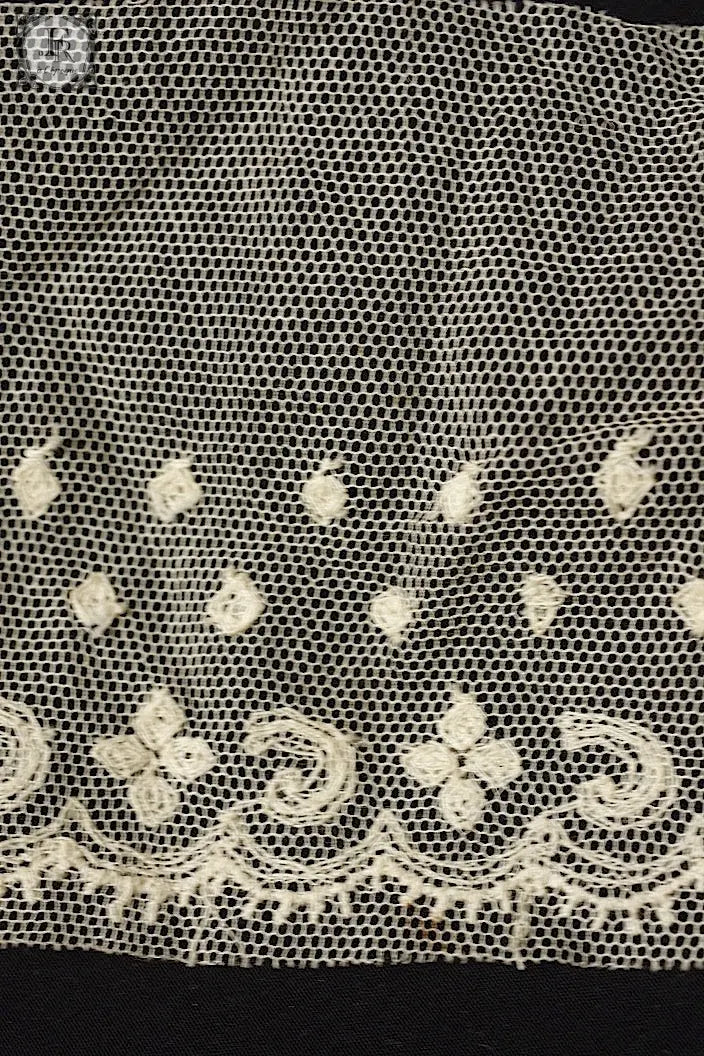 アンティークレース　dentelle ancienne 23cm358cm .FR a l'epoque