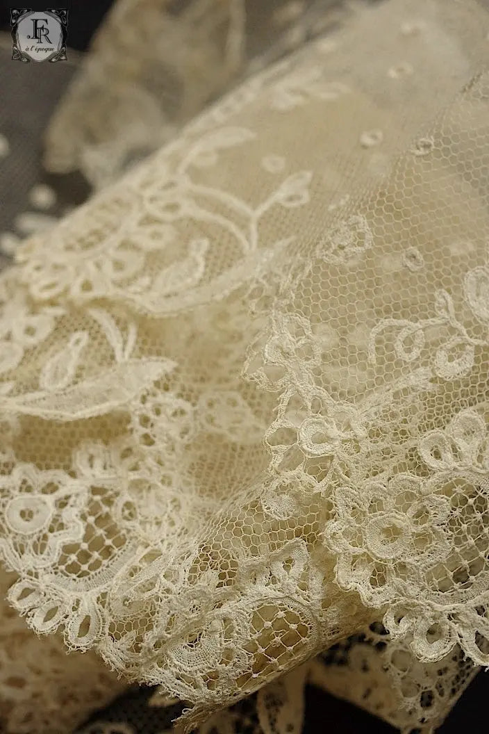アンティークレース　dentelle ancienne  280cm　アプリカッションアングレテール .FR a l'epoque