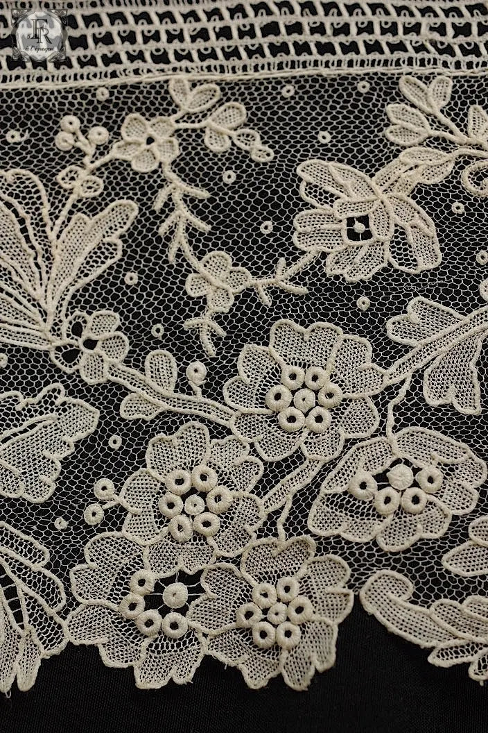 アンティークレース　dentelle ancienne  340cm　ブリュクセルレース .FR a l'epoque