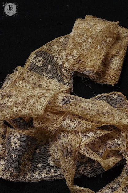 アンティークレース　dentelle ancienne 350cm .FR a l'epoque
