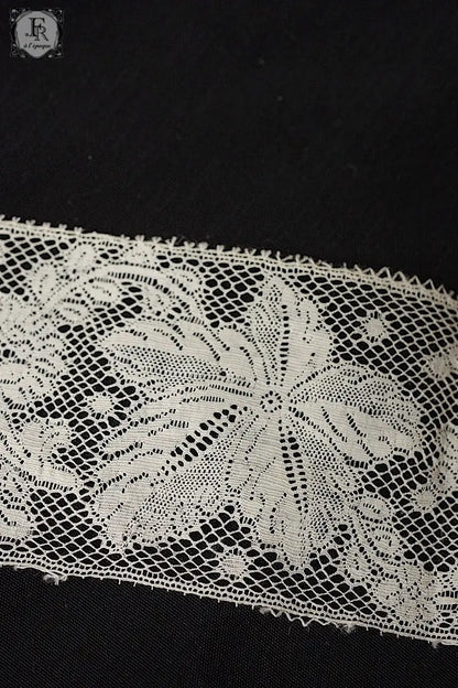 アンティークレース　dentelle ancienne 376cm .FR a l'epoque