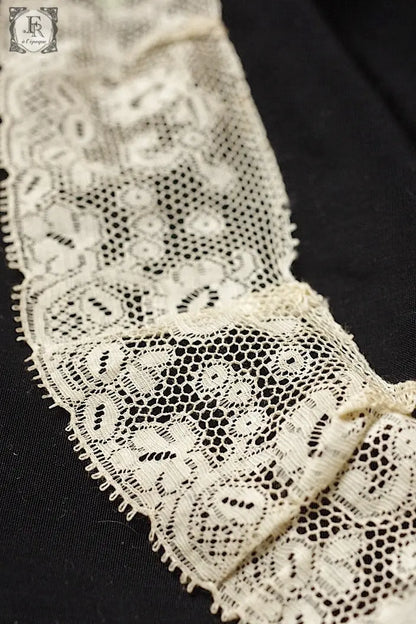 アンティークレース　dentelle ancienne 420cm .FR a l'epoque