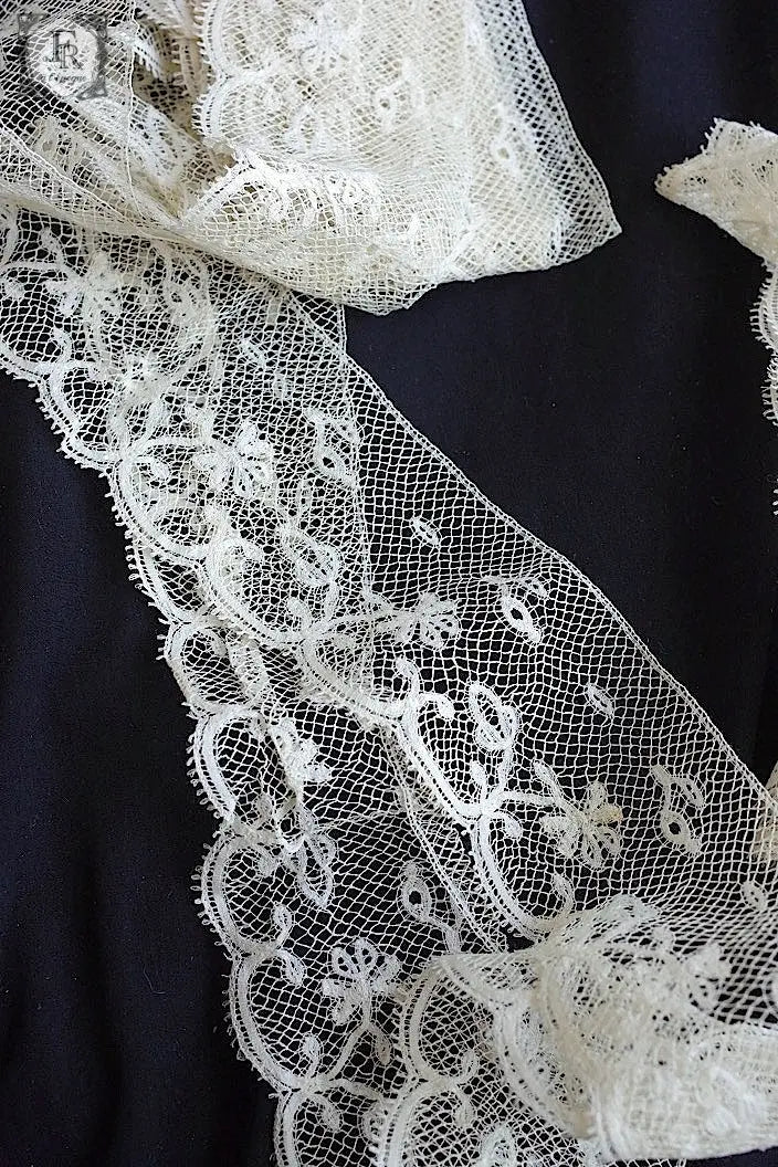 アンティークレース　dentelle ancienne 432cm .FR a l'epoque