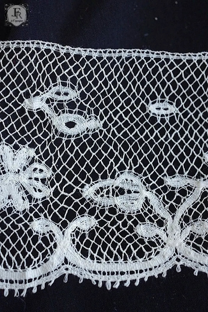 アンティークレース　dentelle ancienne 432cm .FR a l'epoque