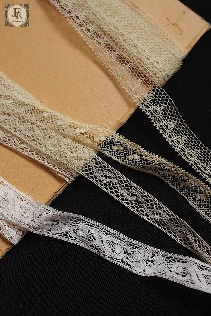 アンティークレース　dentelle ancienne 4本 .FR a l'epoque