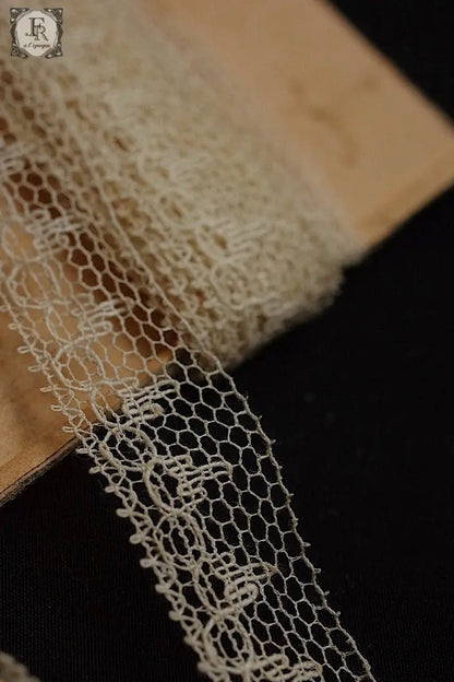 アンティークレース　dentelle ancienne 4本 .FR a l'epoque