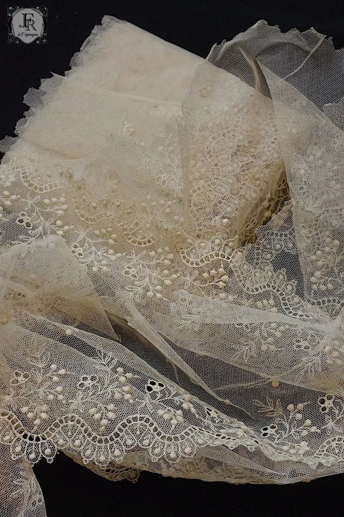 アンティークレース　dentelle ancienne 540cm .FR a l'epoque