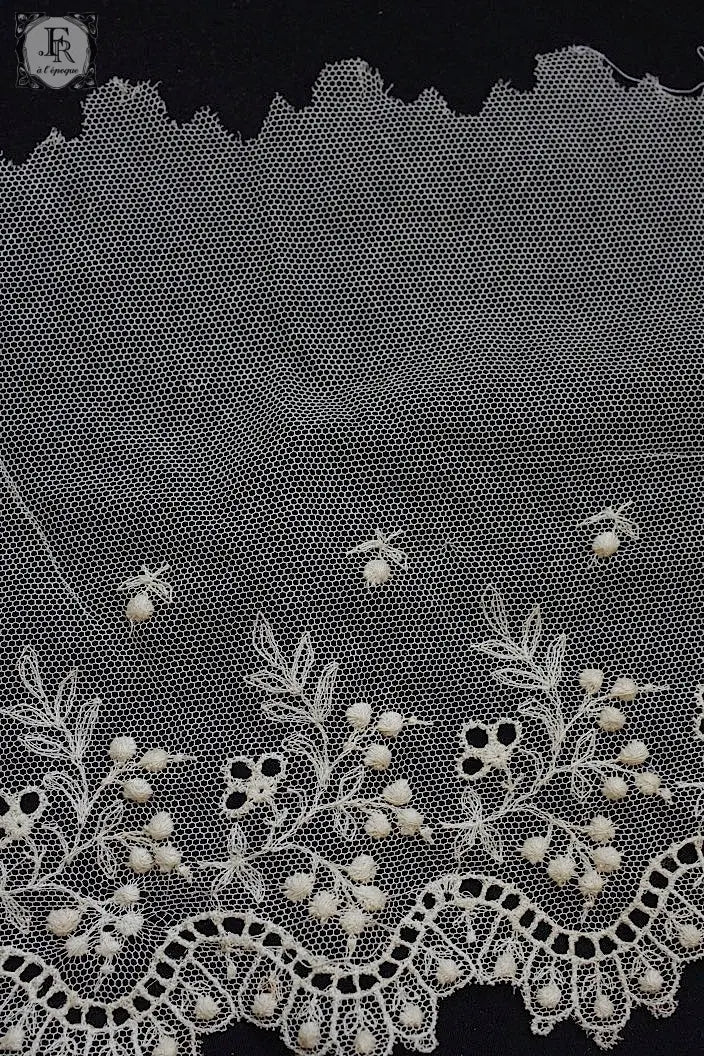 アンティークレース　dentelle ancienne 540cm .FR a l'epoque
