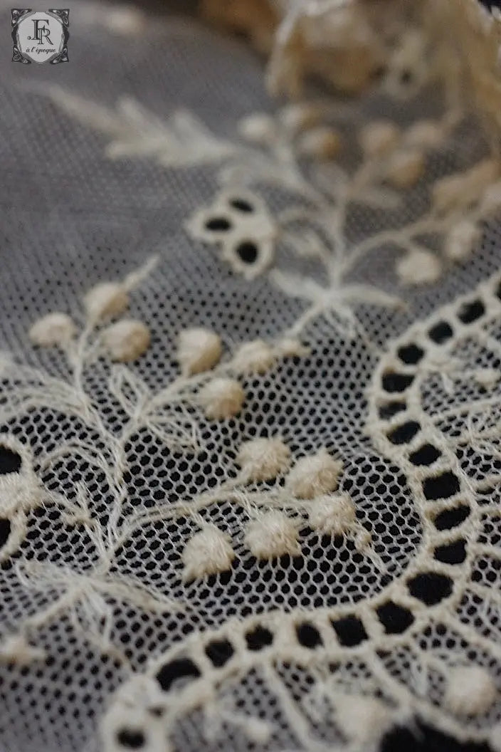 アンティークレース　dentelle ancienne 540cm .FR a l'epoque