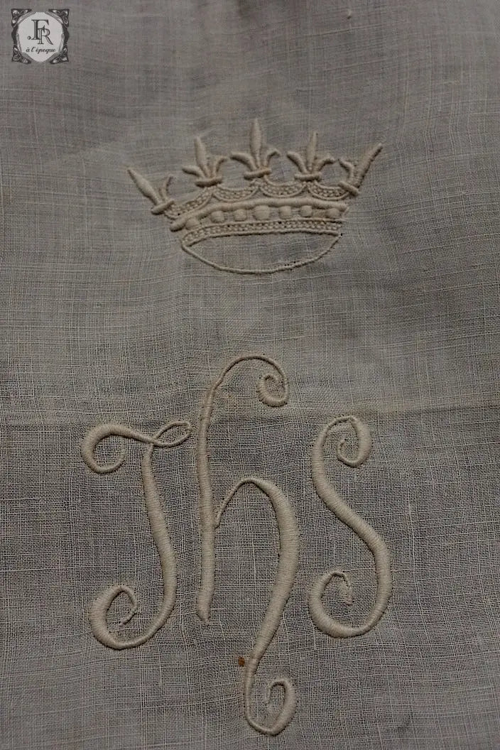 アンティークレース　dentelle ancienne 教会クロス .FR a l'epoque