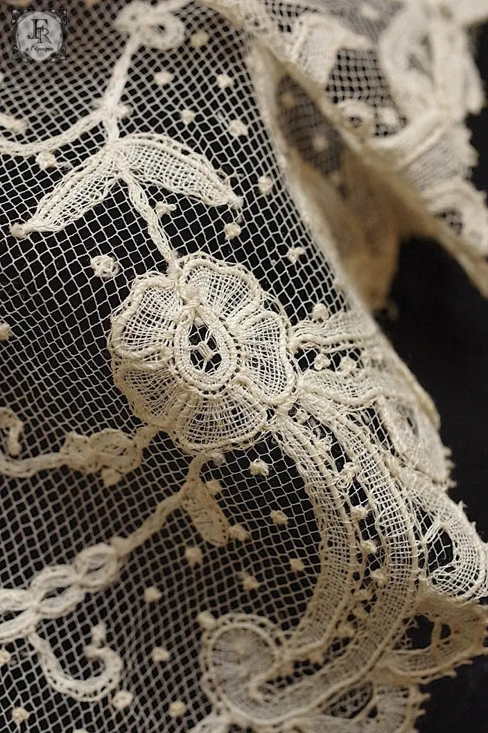 アンティークレース　dentelle ancienne  首周り　アプリカッションアングレテール .FR a l'epoque