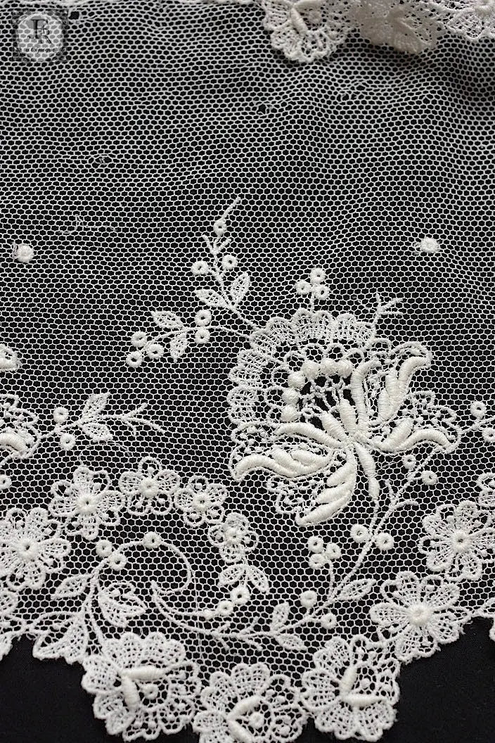 アンティークレース　dentelle ancienne ２種 .FR a l'epoque