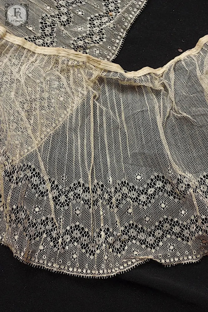 アンティークレース　dentelle ancienne チュールプリーツ .FR a l'epoque