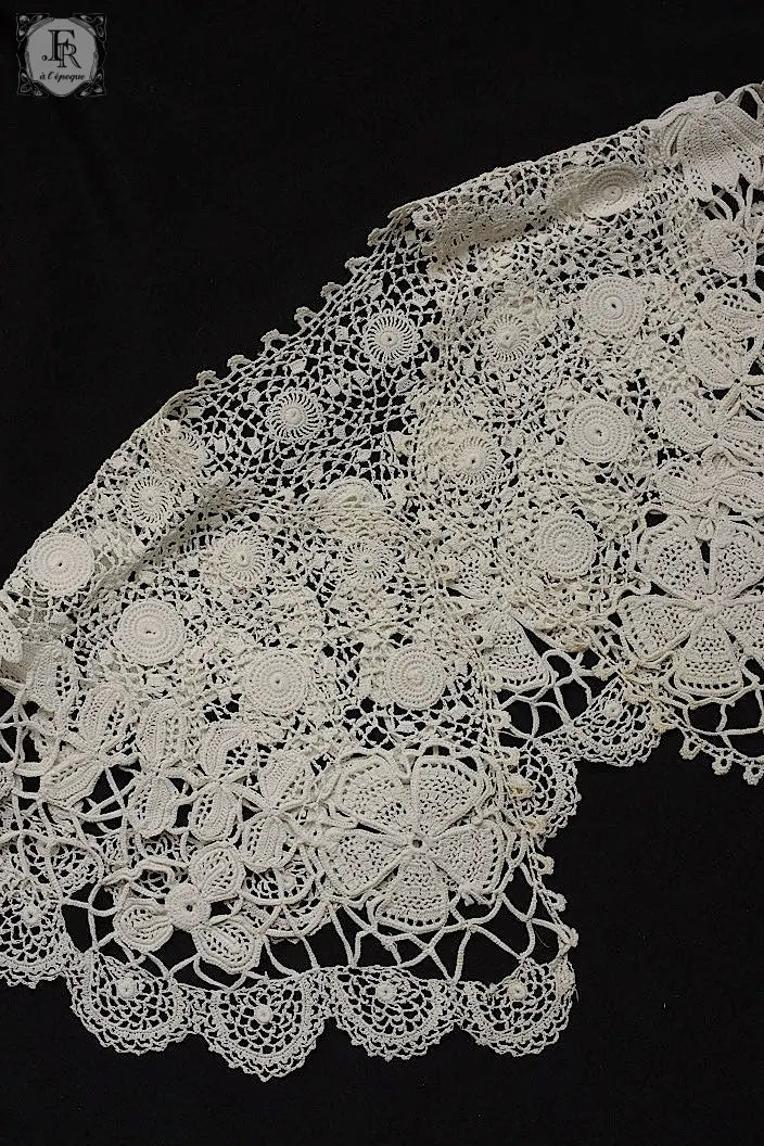 アンティークレース　dentelle ancienne クロシェ襟 .FR a l'epoque