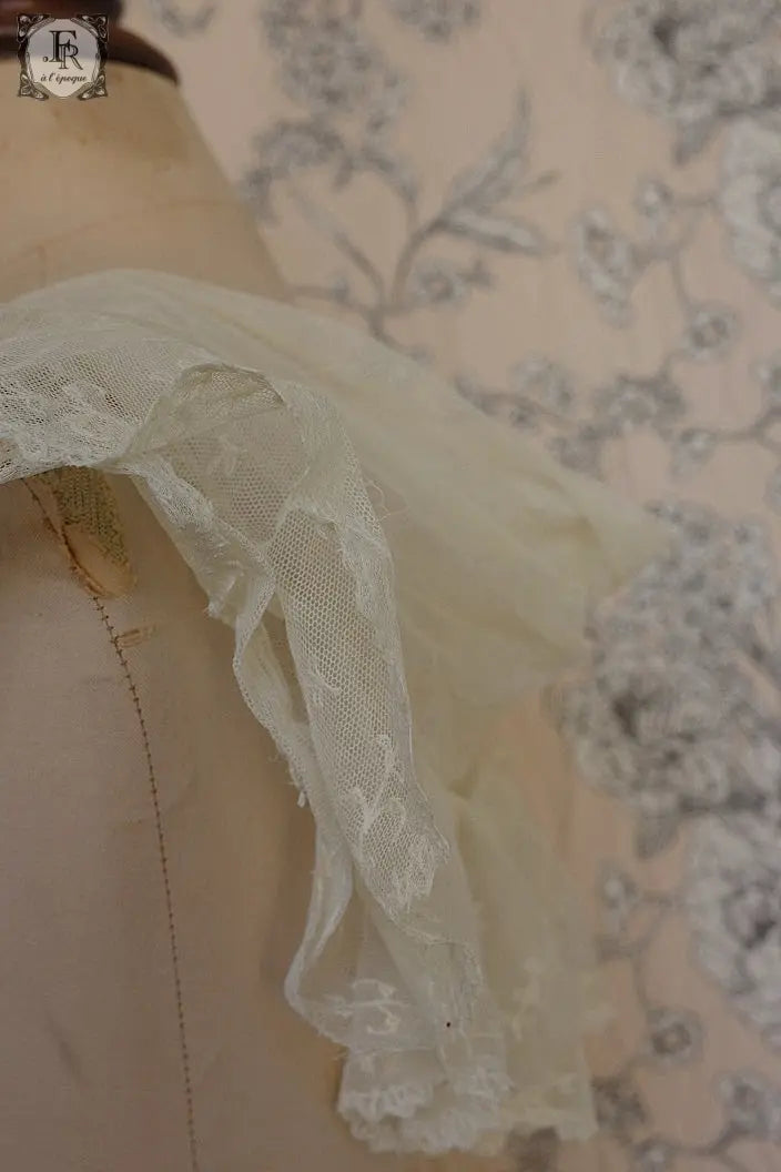 アンティークレース　dentelle ancienne ショール .FR a l'epoque