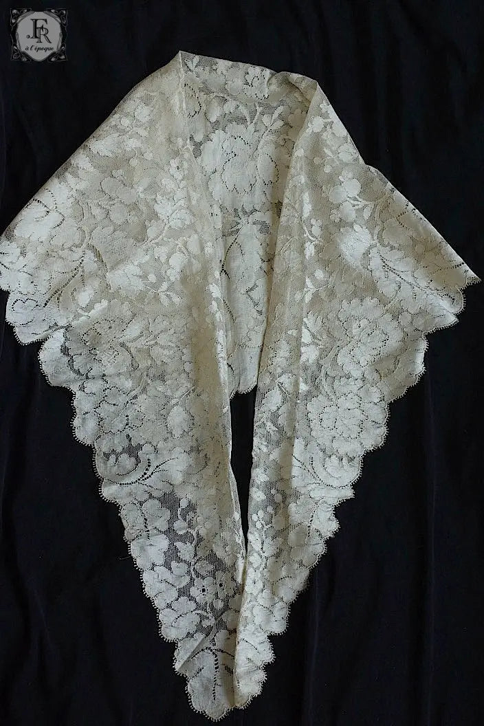 アンティークレース　dentelle ancienne ショール .FR a l'epoque
