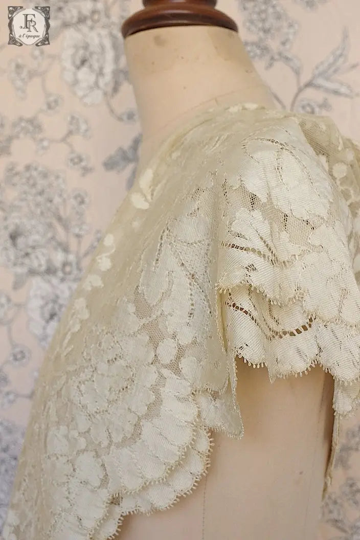 アンティークレース　dentelle ancienne ショール .FR a l'epoque
