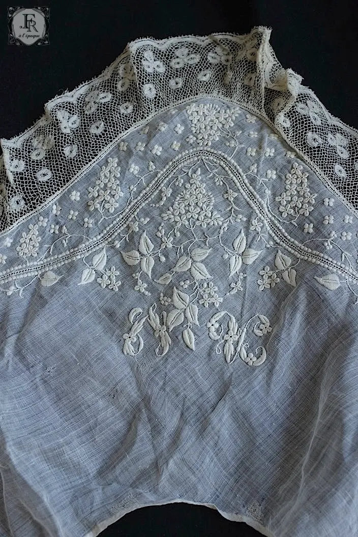アンティークレース　dentelle ancienne 刺繍襟 .FR a l'epoque