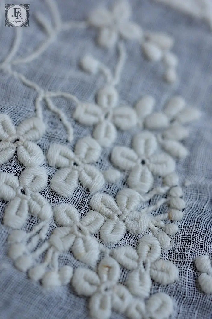 アンティークレース　dentelle ancienne 刺繍襟 .FR a l'epoque