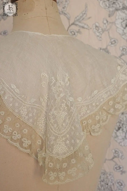 アンティークレース　dentelle ancienne 刺繍襟 .FR a l'epoque