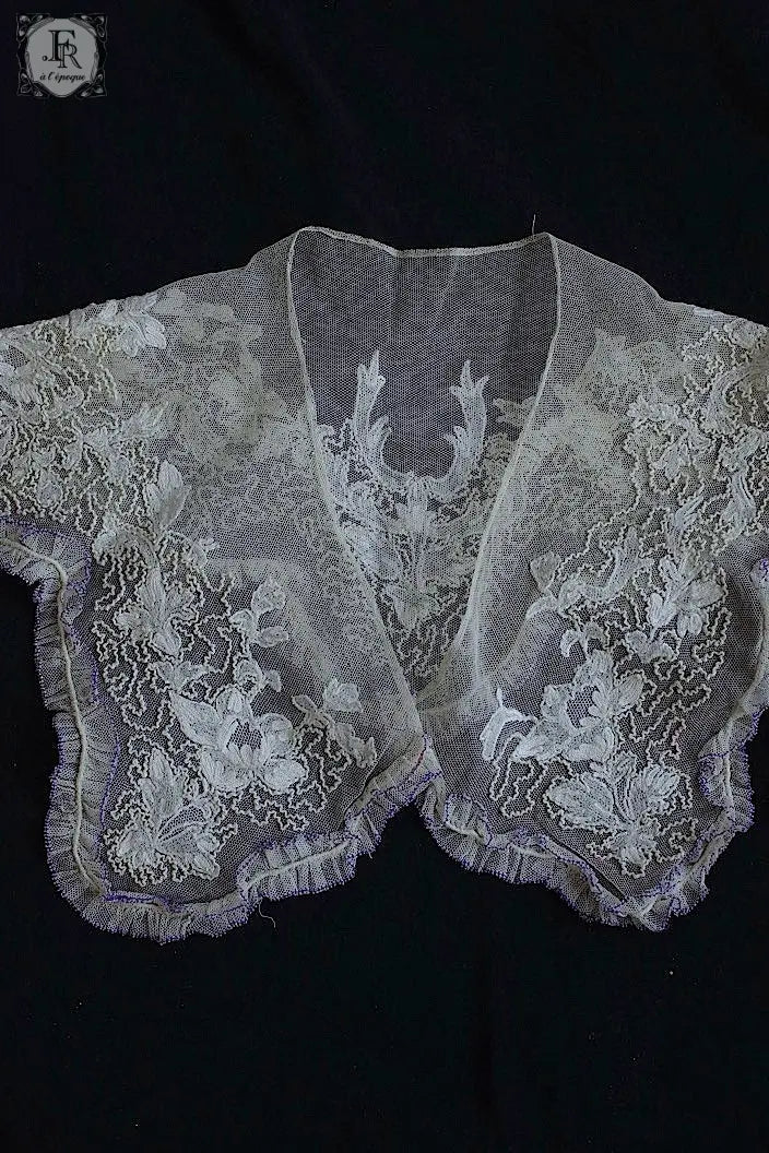 アンティークレース　dentelle ancienne 襟 .FR a l'epoque