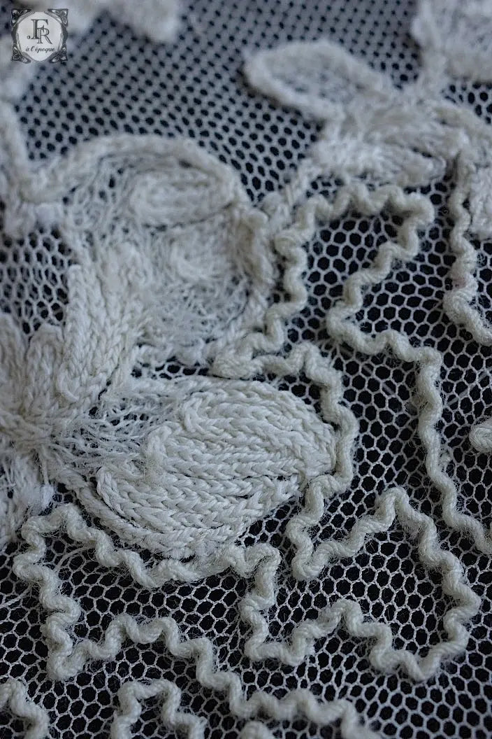 アンティークレース　dentelle ancienne 襟 .FR a l'epoque