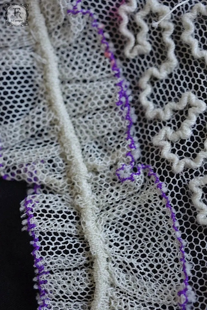 アンティークレース　dentelle ancienne 襟 .FR a l'epoque
