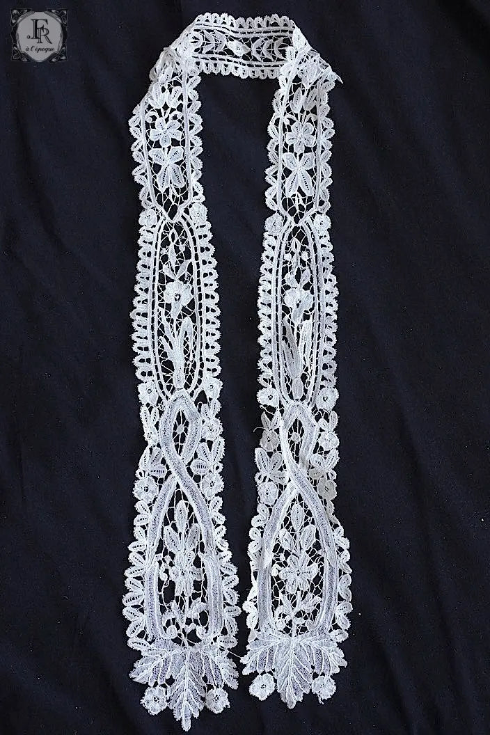 アンティークレース　dentelle ancienne タイ .FR a l'epoque