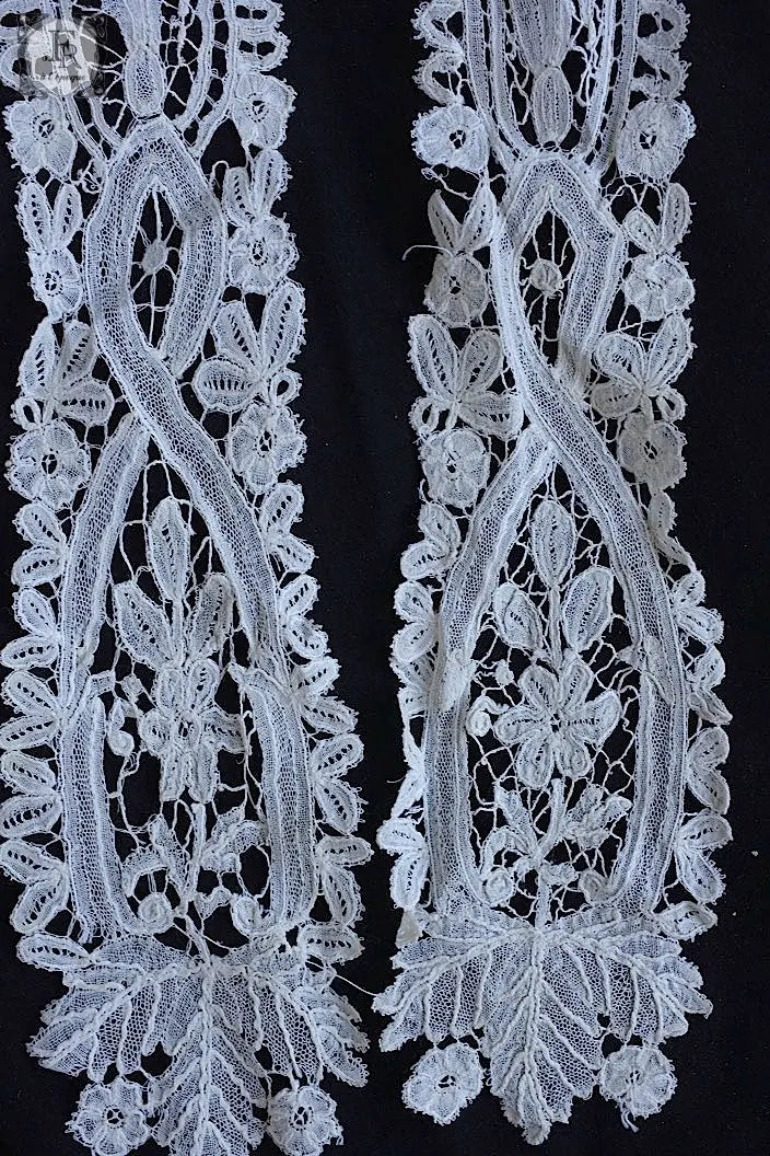 アンティークレース　dentelle ancienne タイ .FR a l'epoque