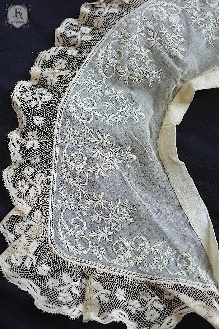 アンティークレース　dentelle ancienne 刺繍襟　子供用 .FR a l'epoque