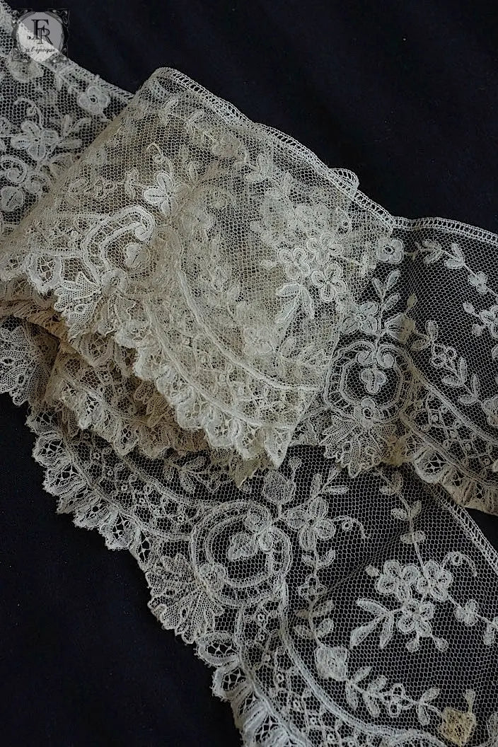 アンティークレース　dentelle ancienne ブリュクセル　ハギレ .FR a l'epoque