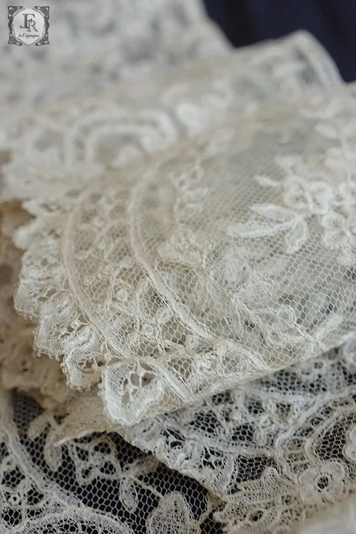 アンティークレース　dentelle ancienne ブリュクセル　ハギレ .FR a l'epoque