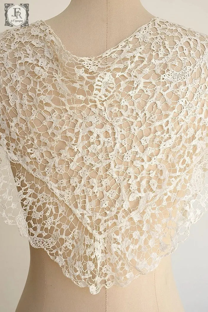 アンティークレース　dentelle ancienne フレミッシュ襟 .FR a l'epoque