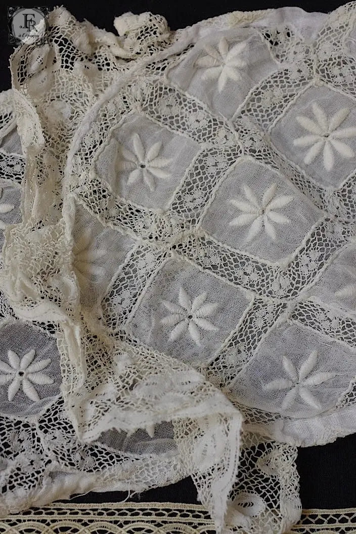 アンティークレース　dentelle ancienne 箱入り .FR a l'epoque