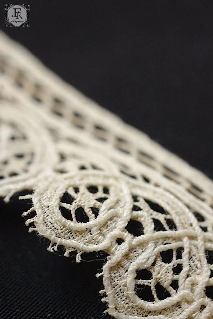 アンティークレース　dentelle ancienne 箱入り .FR a l'epoque