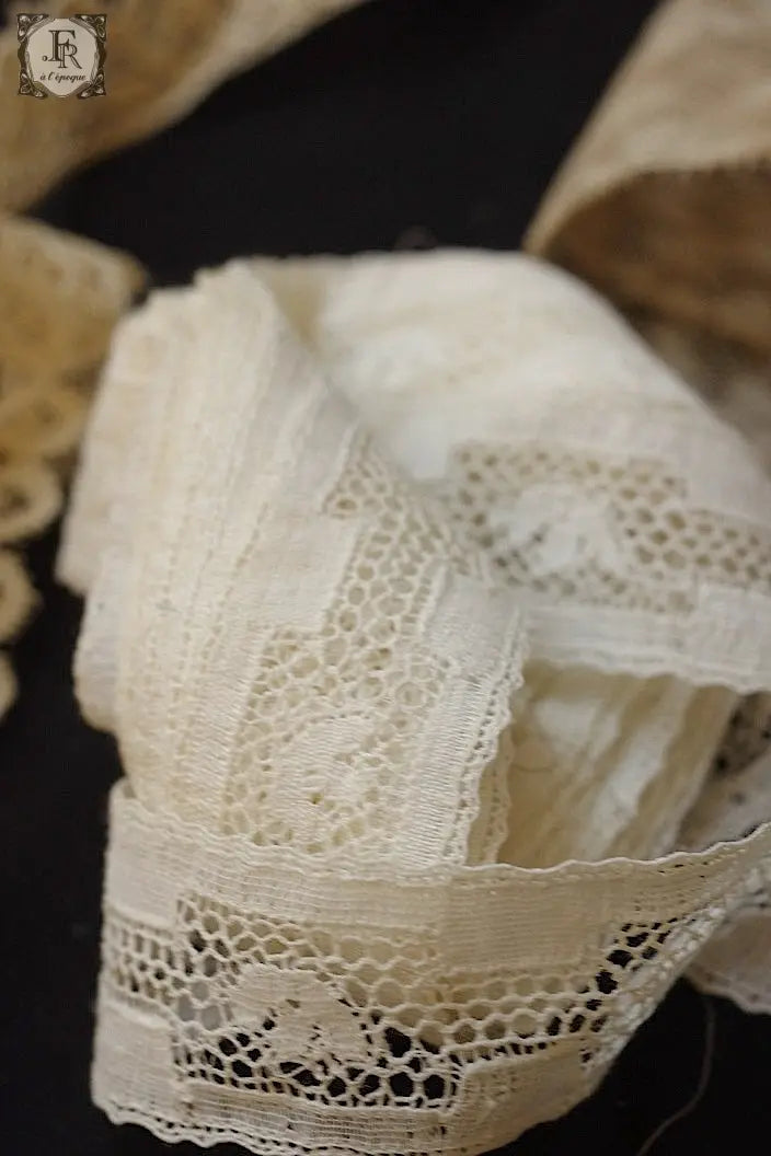 アンティークレース　dentelle ancienne 箱入り .FR a l'epoque