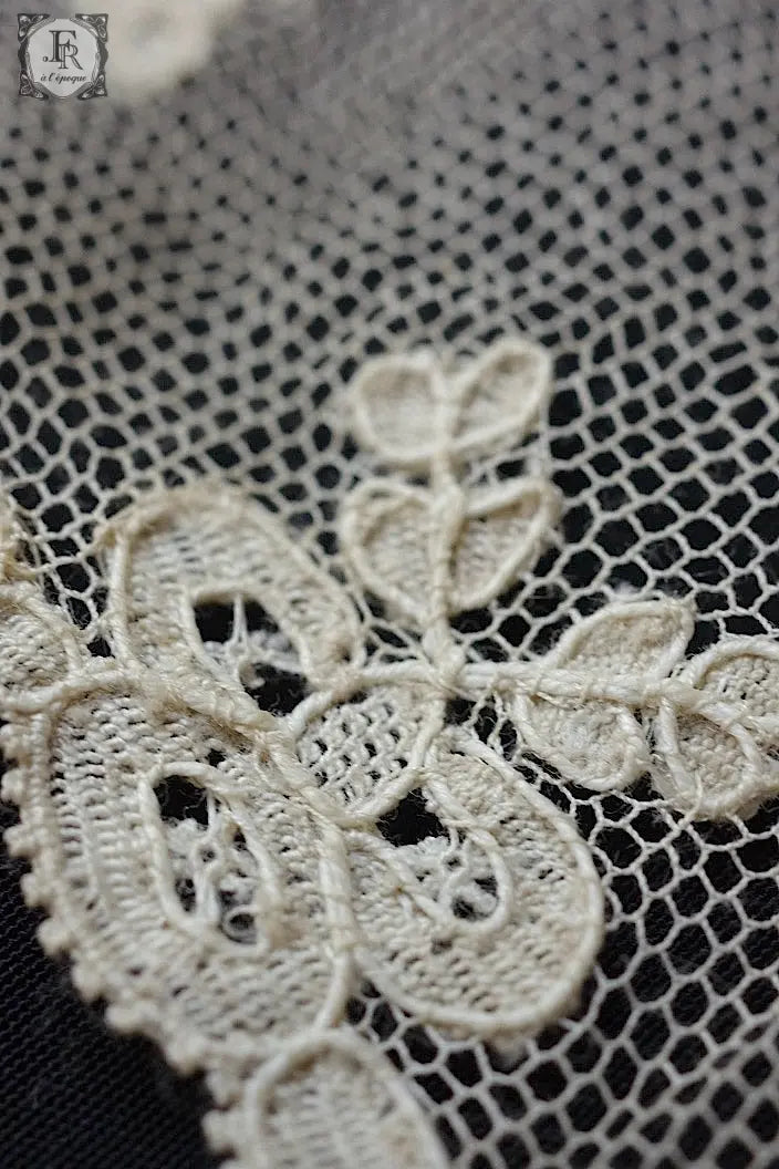 アンティークレース　dentelle ancienne ブラノレース .FR a l'epoque