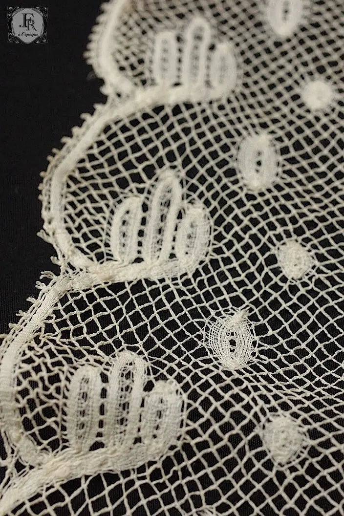 アンティークレース　dentelle ancienne ラペット .FR a l'epoque