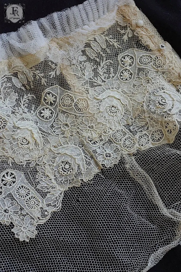 アンティークレース　dentelle ancienne ブリュクセル　スタンドカラー　 .FR a l'epoque