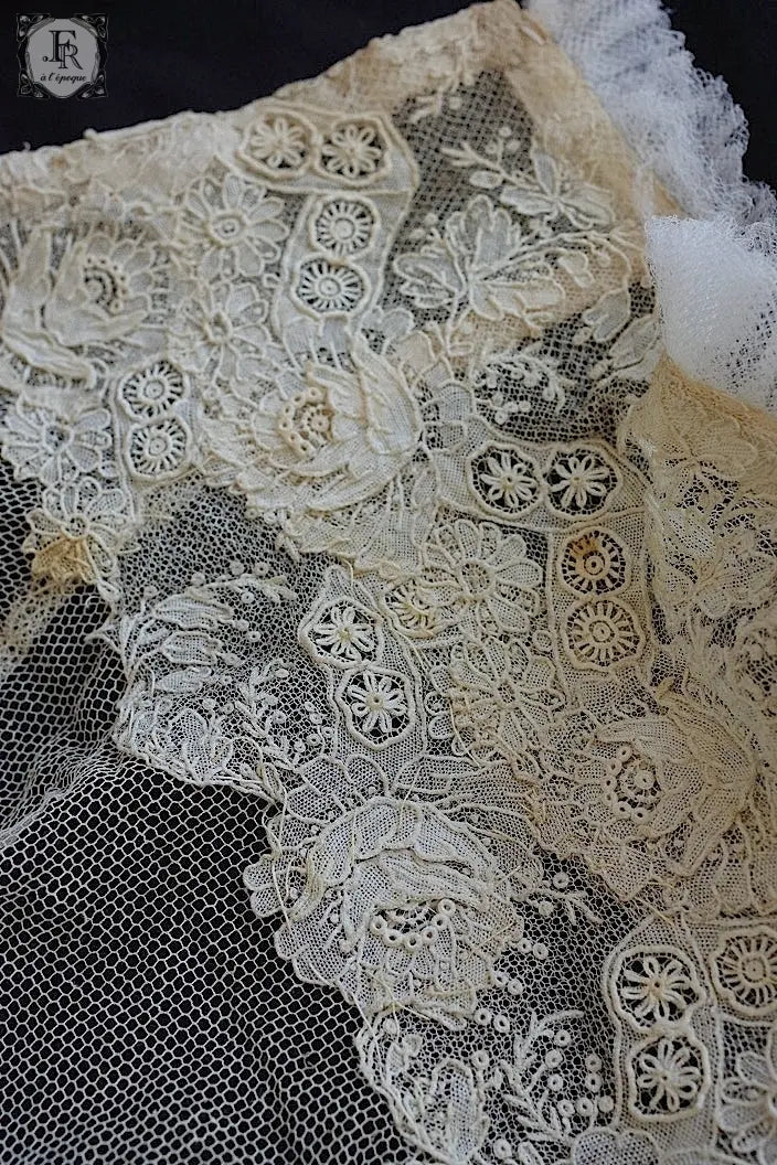アンティークレース　dentelle ancienne ブリュクセル　スタンドカラー　 .FR a l'epoque