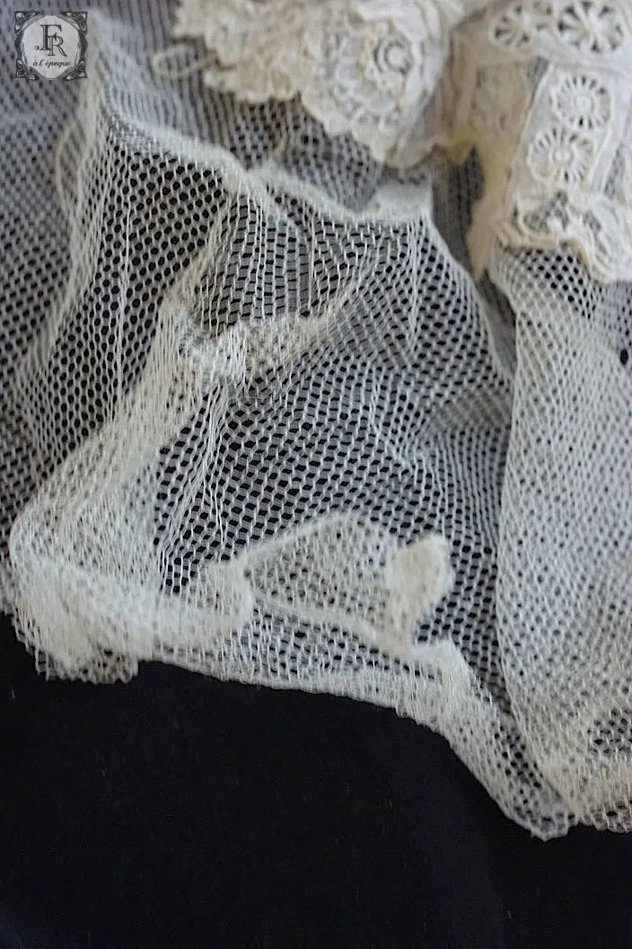 アンティークレース　dentelle ancienne ブリュクセル　スタンドカラー　 .FR a l'epoque