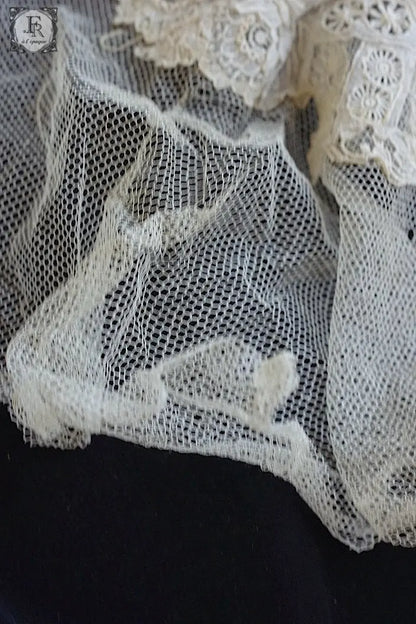 アンティークレース　dentelle ancienne ブリュクセル　スタンドカラー　 .FR a l'epoque