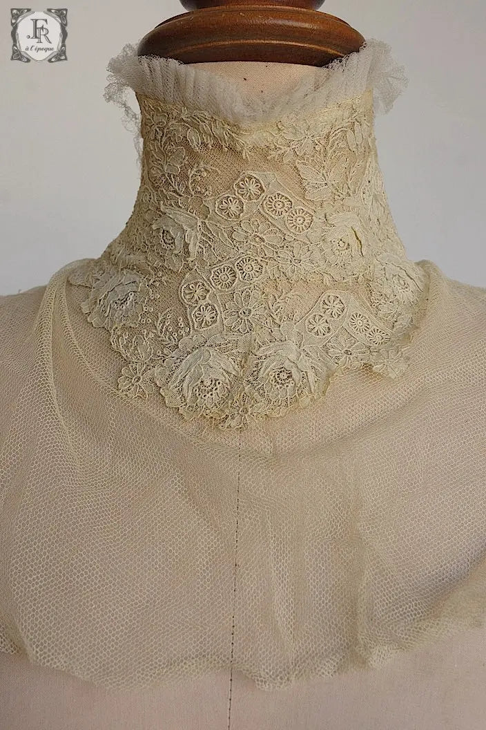 アンティークレース　dentelle ancienne ブリュクセル　スタンドカラー　 .FR a l'epoque
