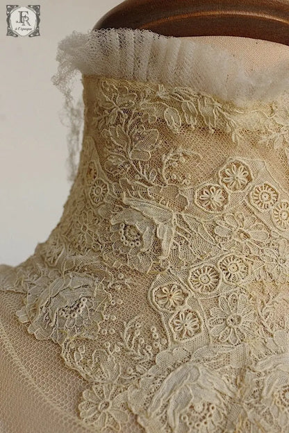 アンティークレース　dentelle ancienne ブリュクセル　スタンドカラー　 .FR a l'epoque